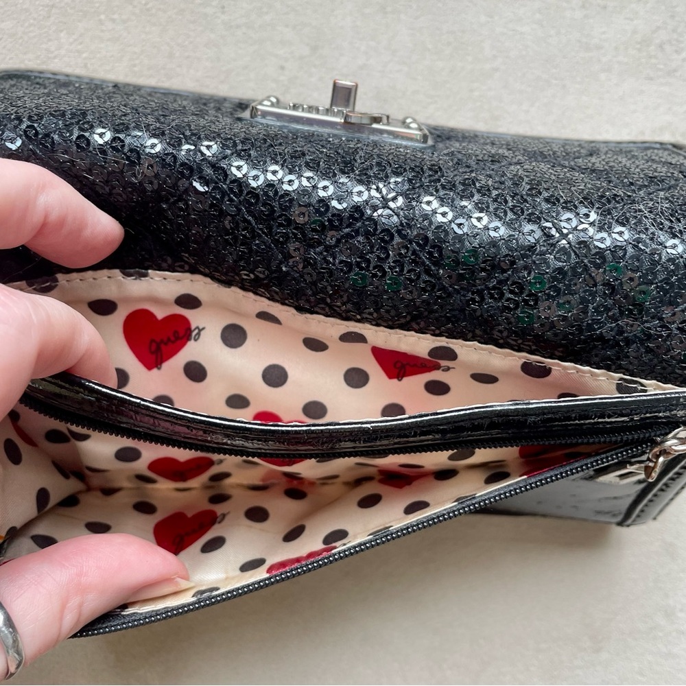 Guess sequin front wallet - Picture 4 of 8